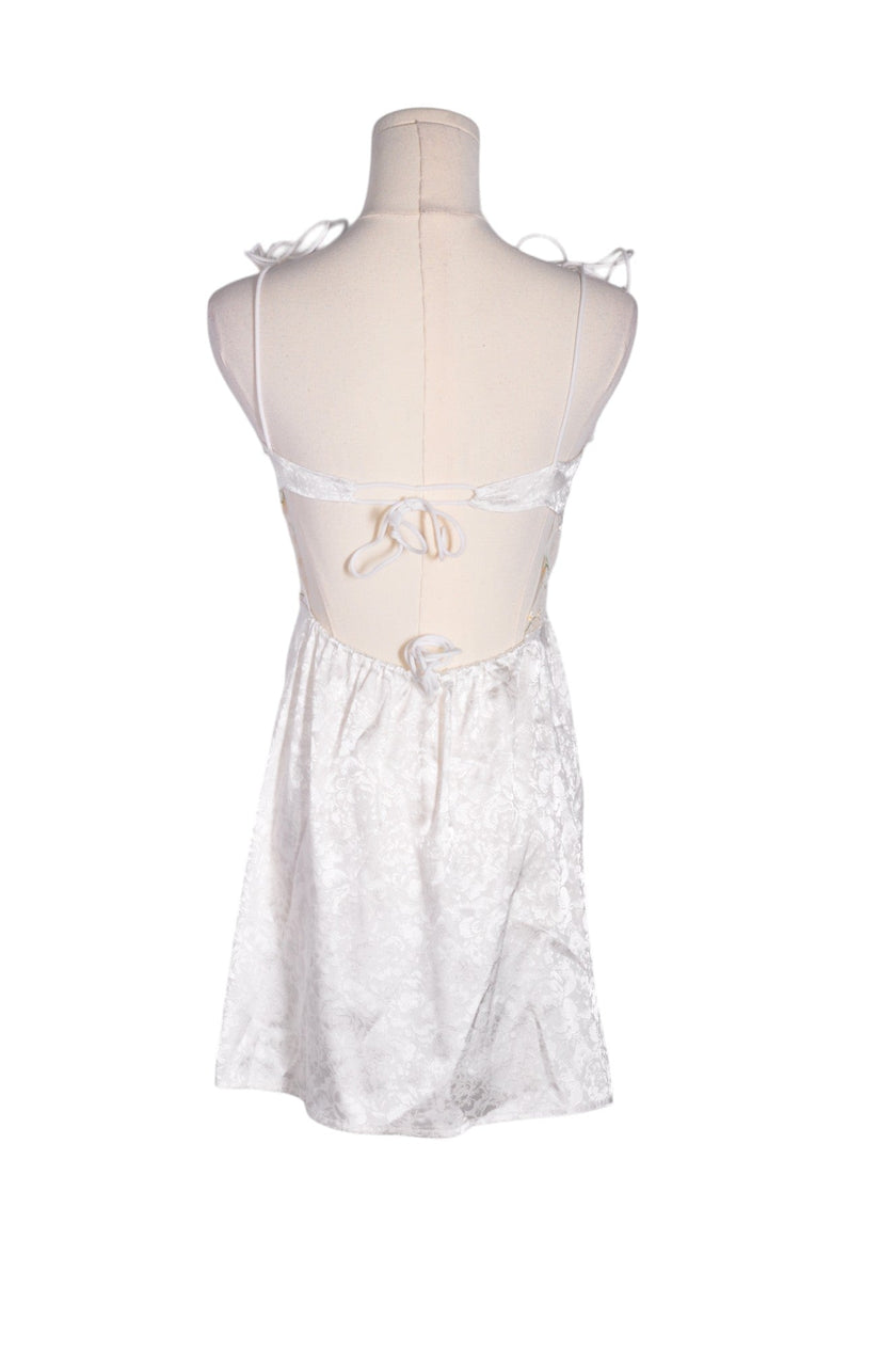 UNBRANDED Women Slip Dresses Regular fit in White - S