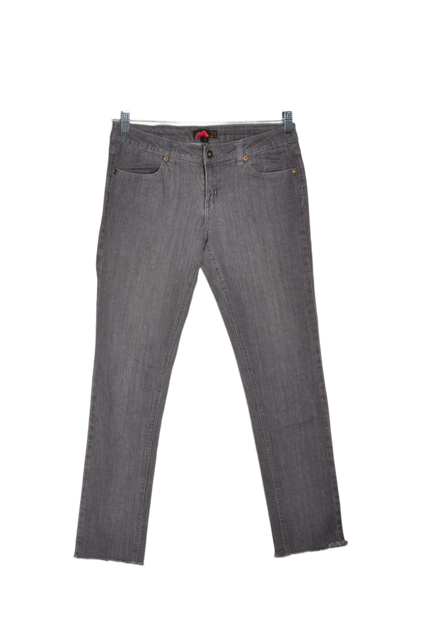FOREVER 21 Women Straight-Legged Jeans Regular fit in Gray - 30