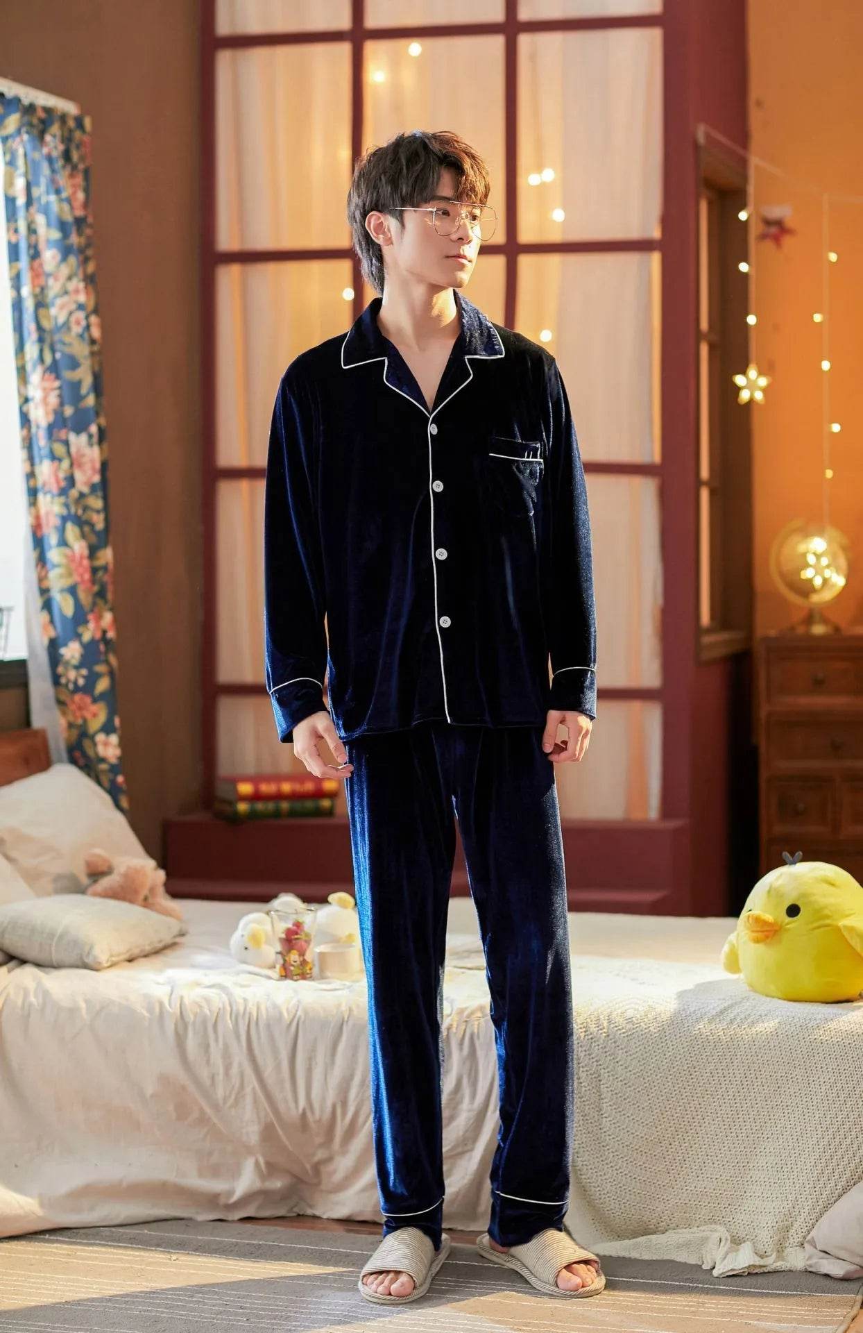 2pcs Couple Gold Velvet Long Sleeve Pajamas set