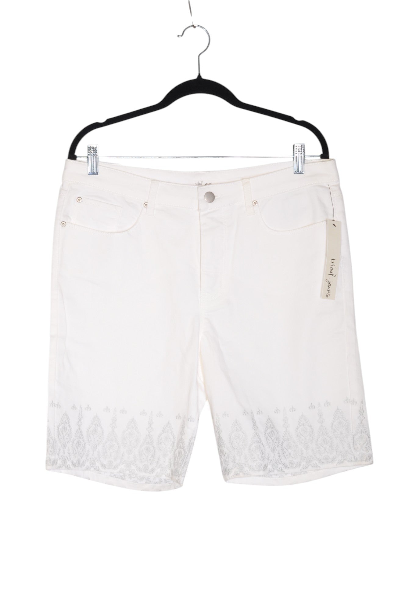 TRIBAL Women Classic Shorts Regular fit in White - 12