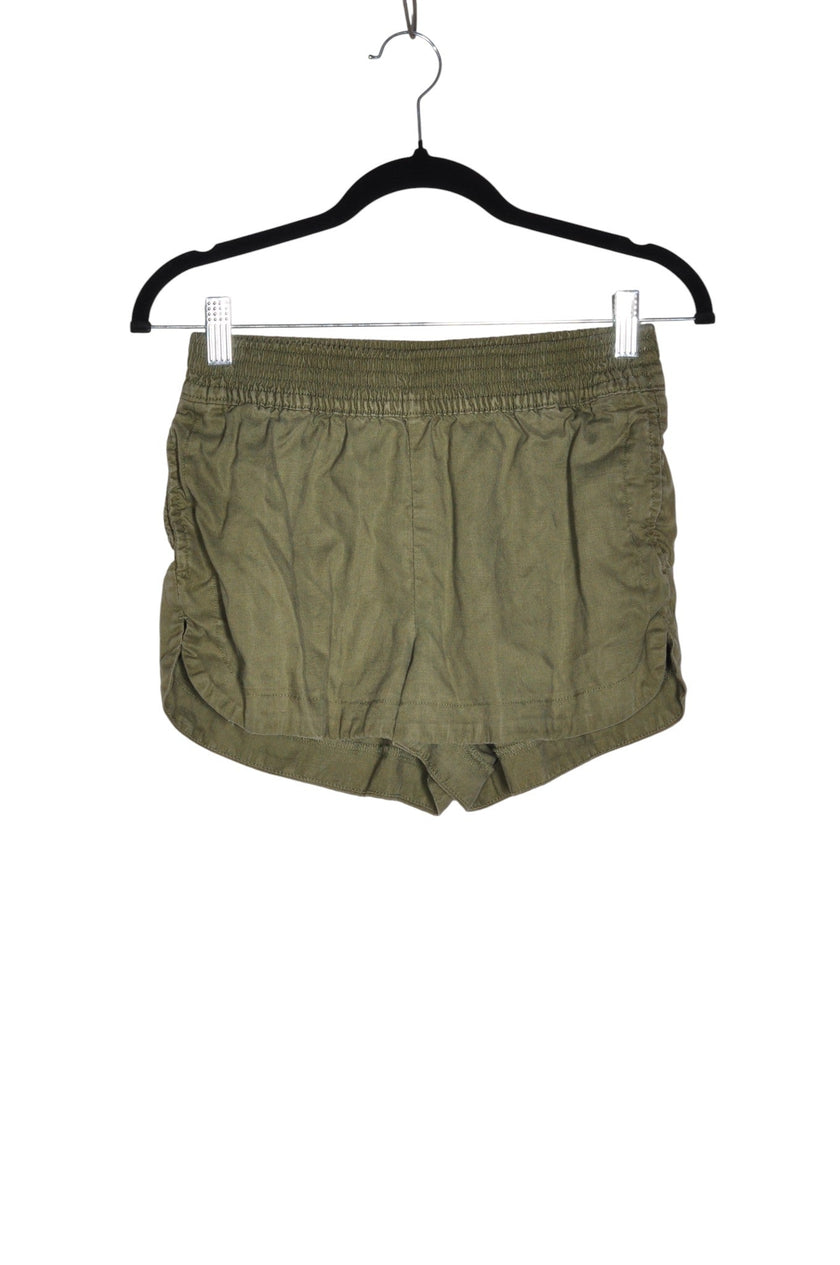 TNA Women Classic Shorts Regular fit in Green - S