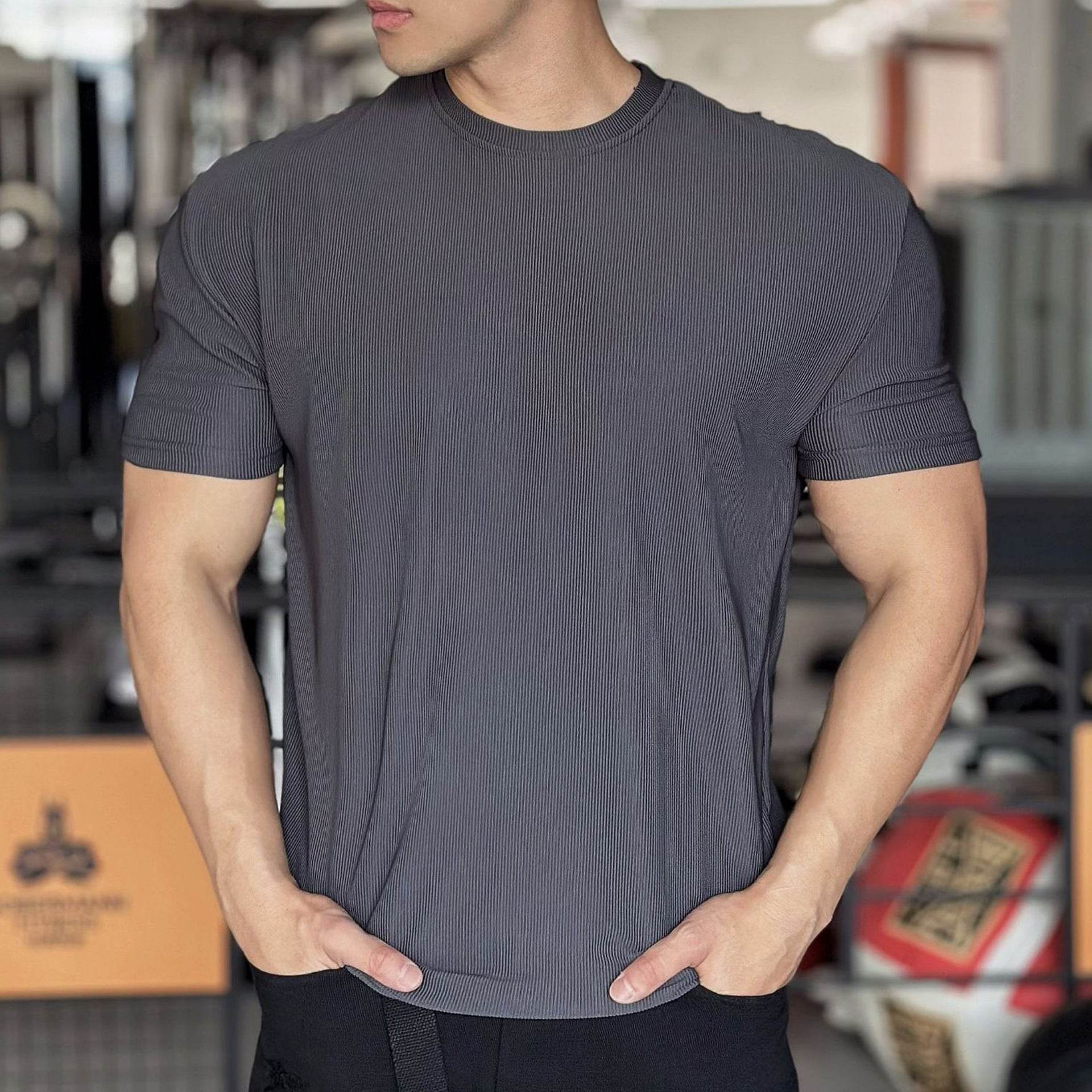 Anti Wrinkle Men Short Sleeve Active wear T-shirt for Workout Gym trainings