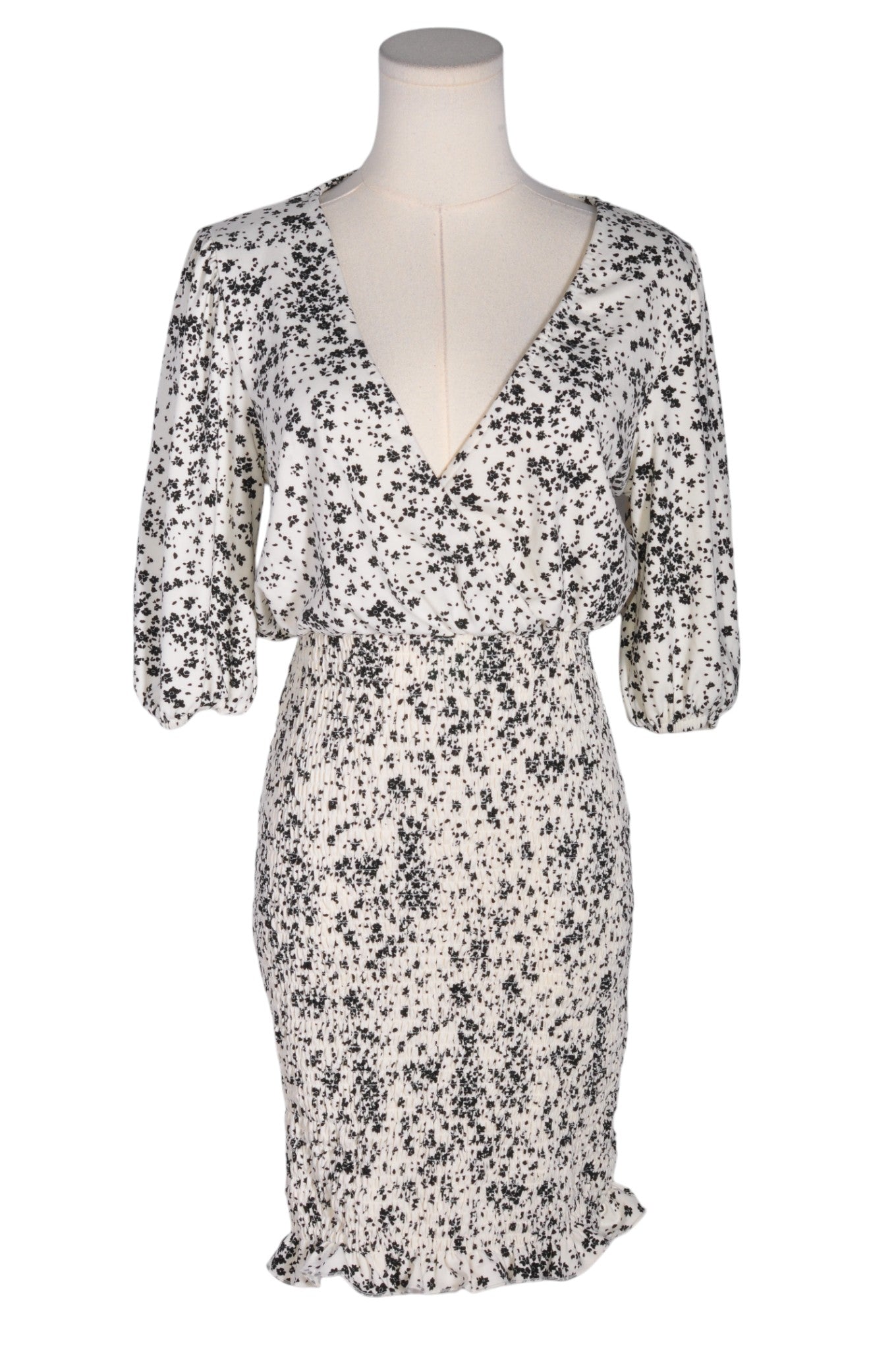 REVAMPED Women Fit & Flare Dresses Regular fit in White - S