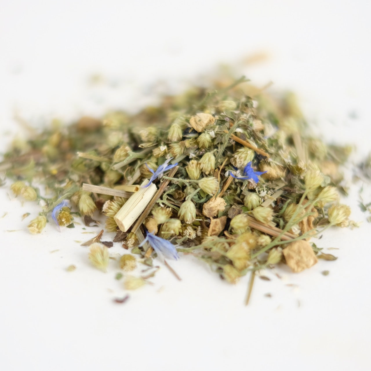 WOUNDED HEALER // lemon balm + ginger + yarrow