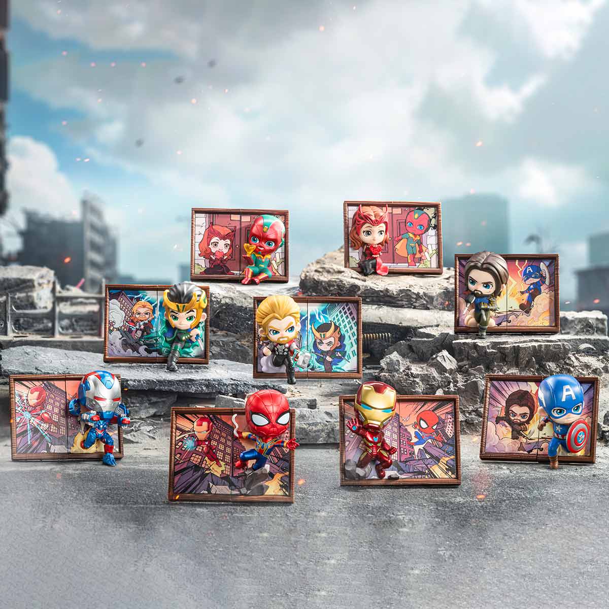 Pop Mart Marvel Photo Frame Series Figures Blind Box (1 Random Box)