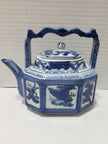 Quinlong Chien Long Dynasty Porcelain Chinese Teapot - Vintage