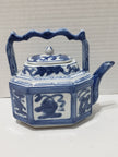 Quinlong Chien Long Dynasty Porcelain Chinese Teapot - Vintage
