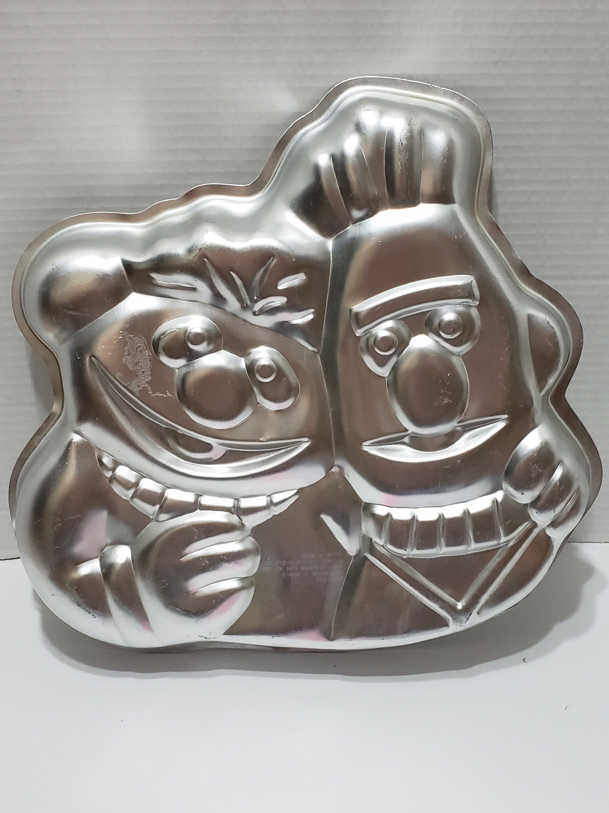 Bert & Ernie Wilton Cake Pan, Aluminum - Vintage 1977
