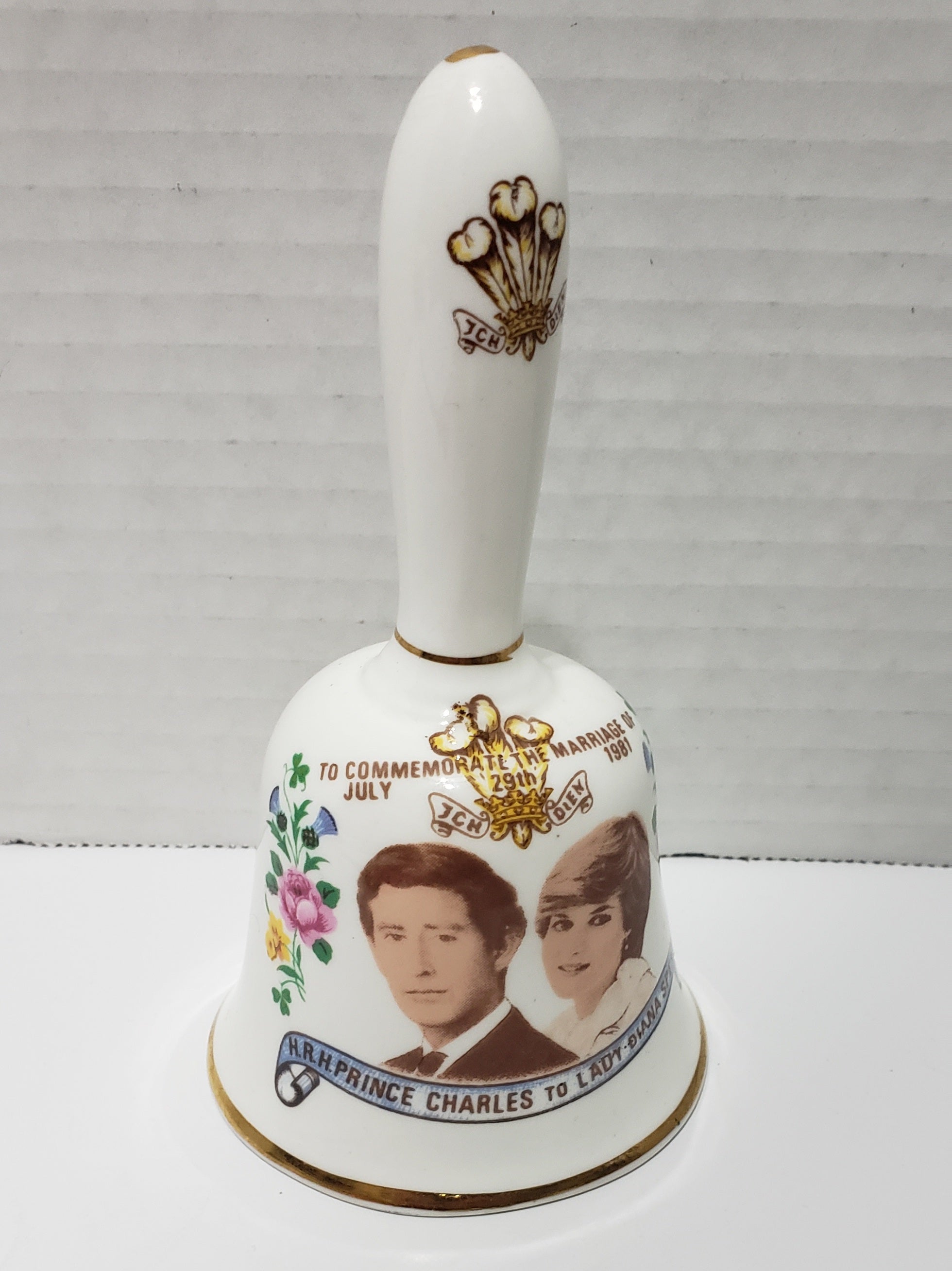 Prince Charles & Princess Diana Commemorate Marriage Bell - 5