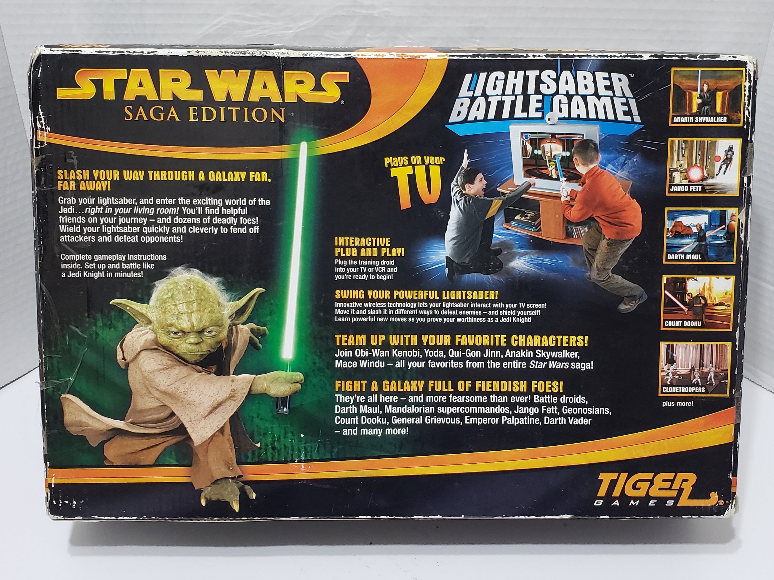 Star Wars Saga Edition Lightsaber Battle Game - 2005