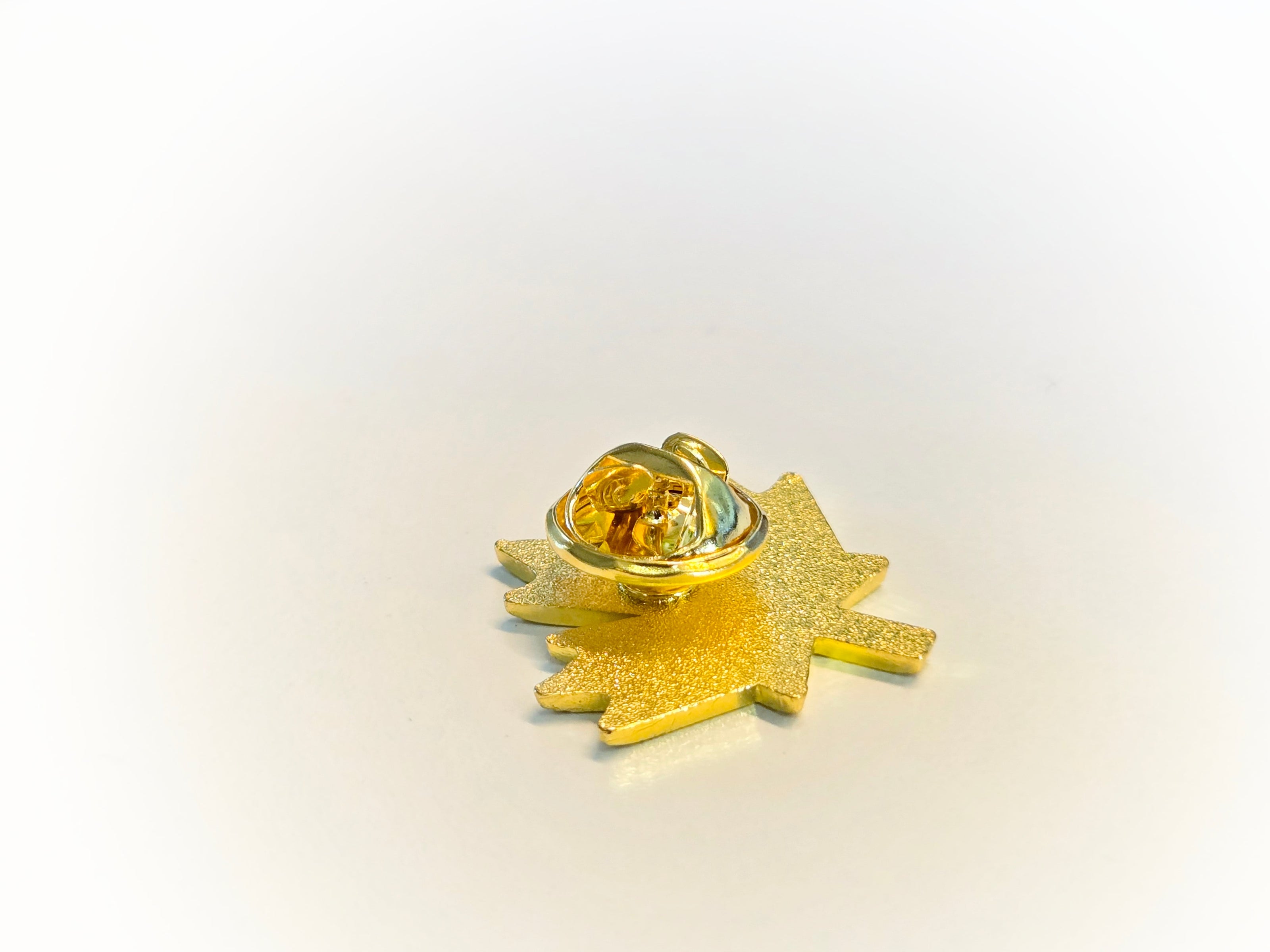 Canada Maple Leaf Pin