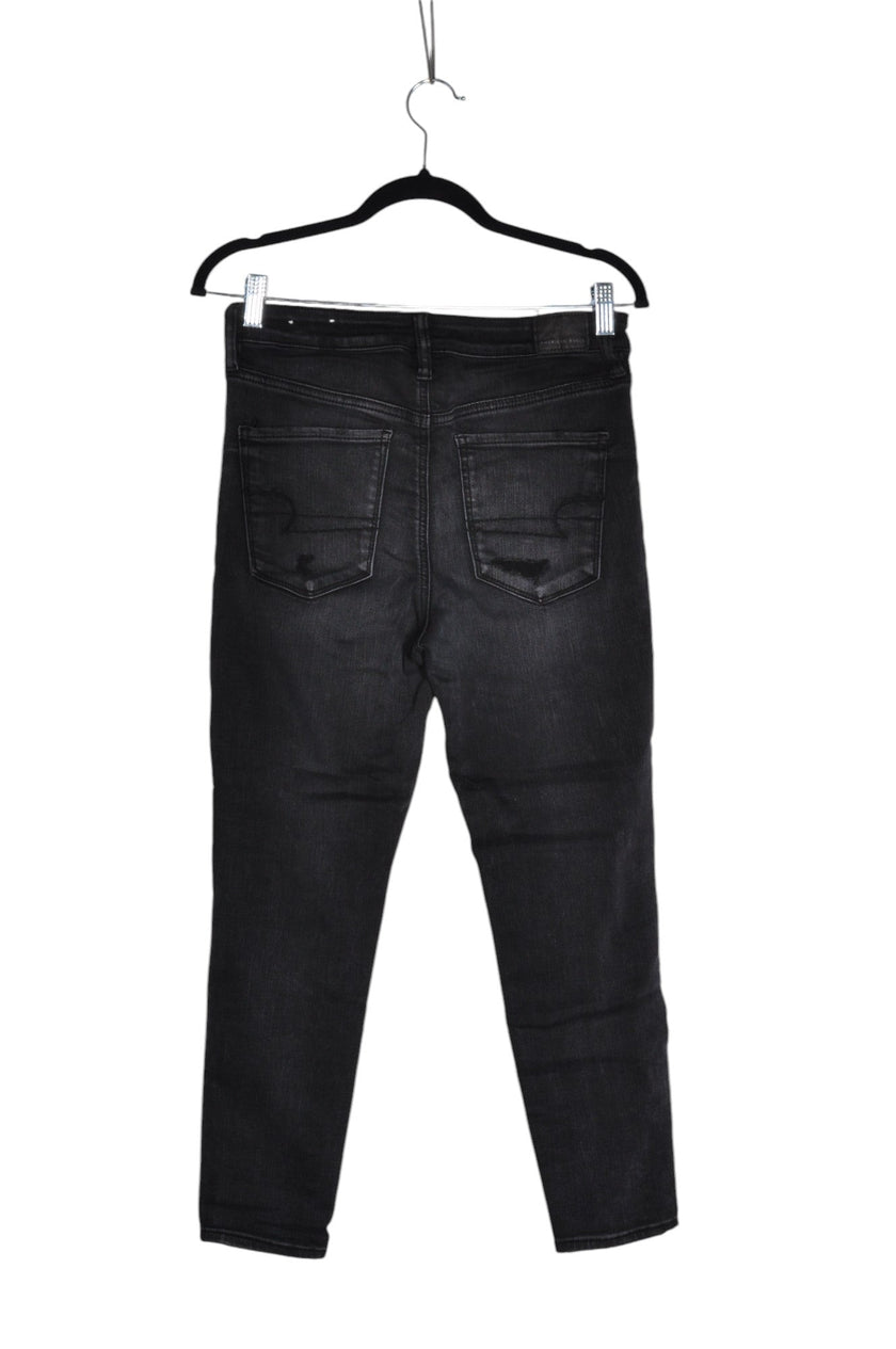 AMERICAN EAGLE Women Straight-Legged Jeans Regular fit in Black - 8