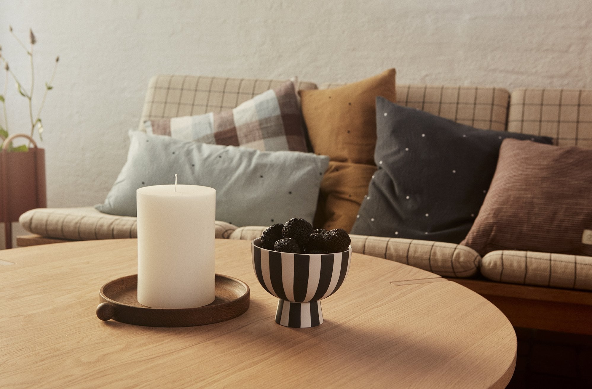 Toppu Mini Bowl - White / Black