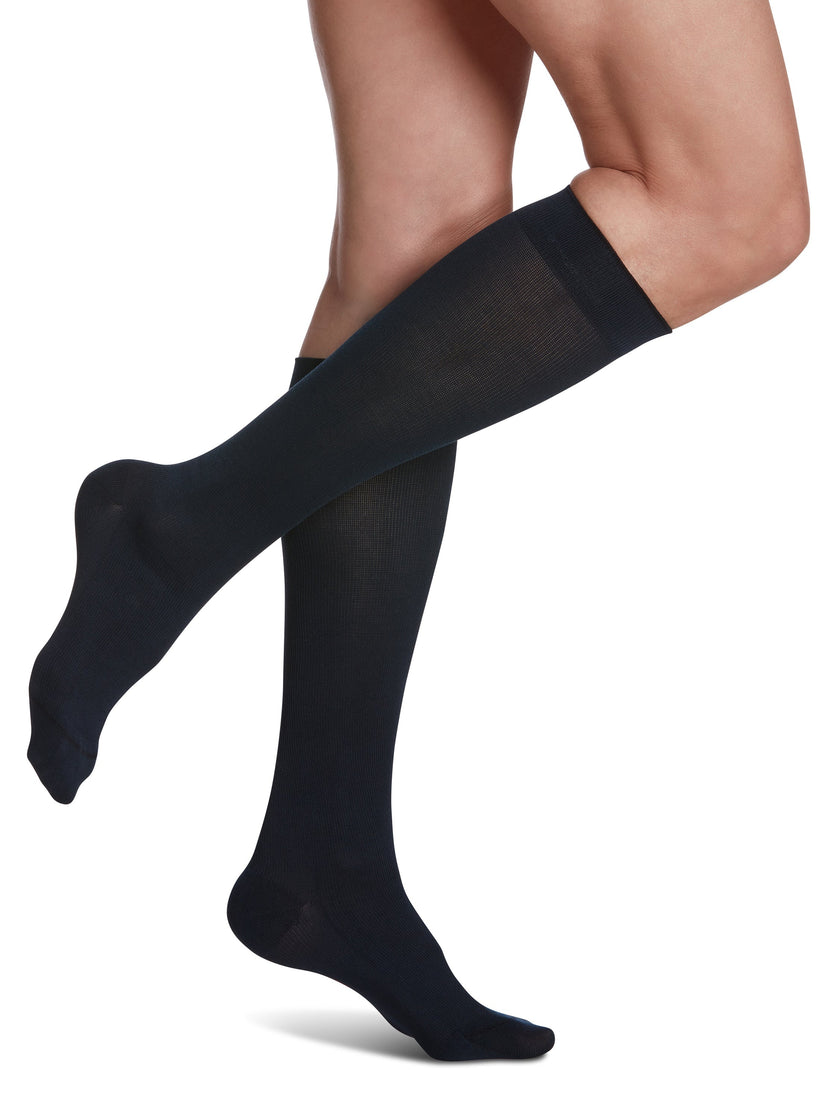 Sigvaris 220 Sea Island Cotton Compression Socks 20-30 mmHg Calf High for Women Closed Toe