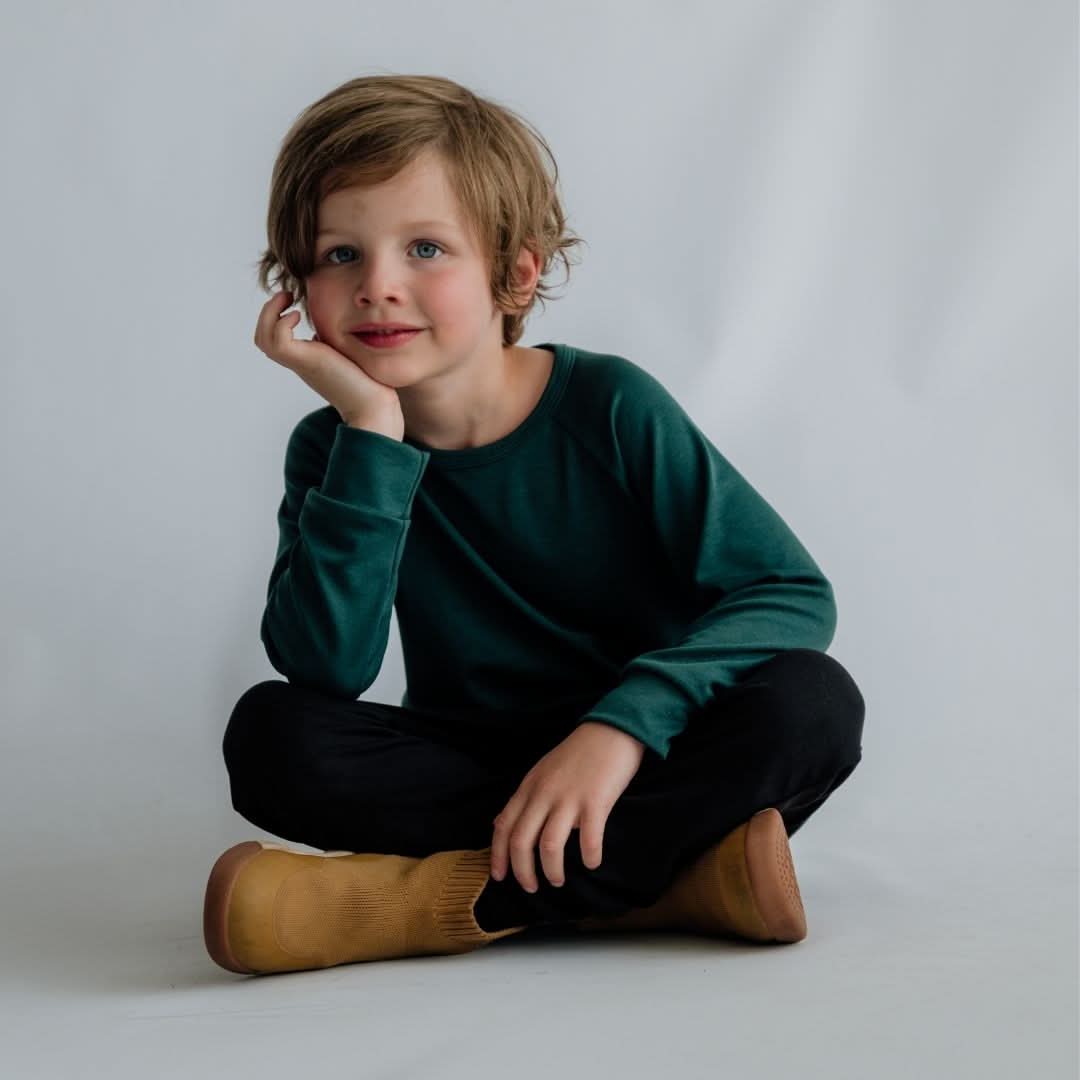 Youth Bamboo Raglan Pullover | Black