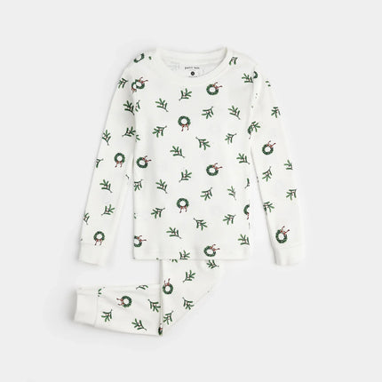 Wreaths Print on Off-White PJ Set | Petit Lem