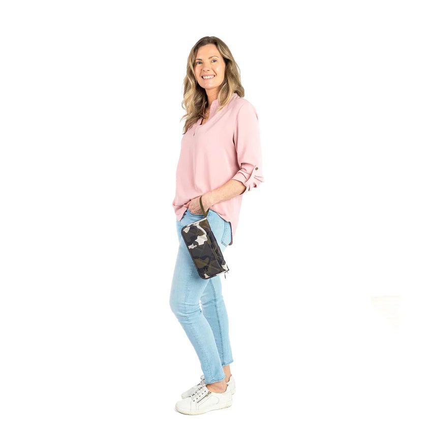 LUG - Legacy Collection Tango Travel RFID Wallet