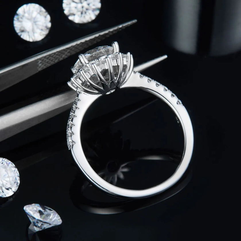 2 Carat Moissanite 925 Sterling Silver Ring