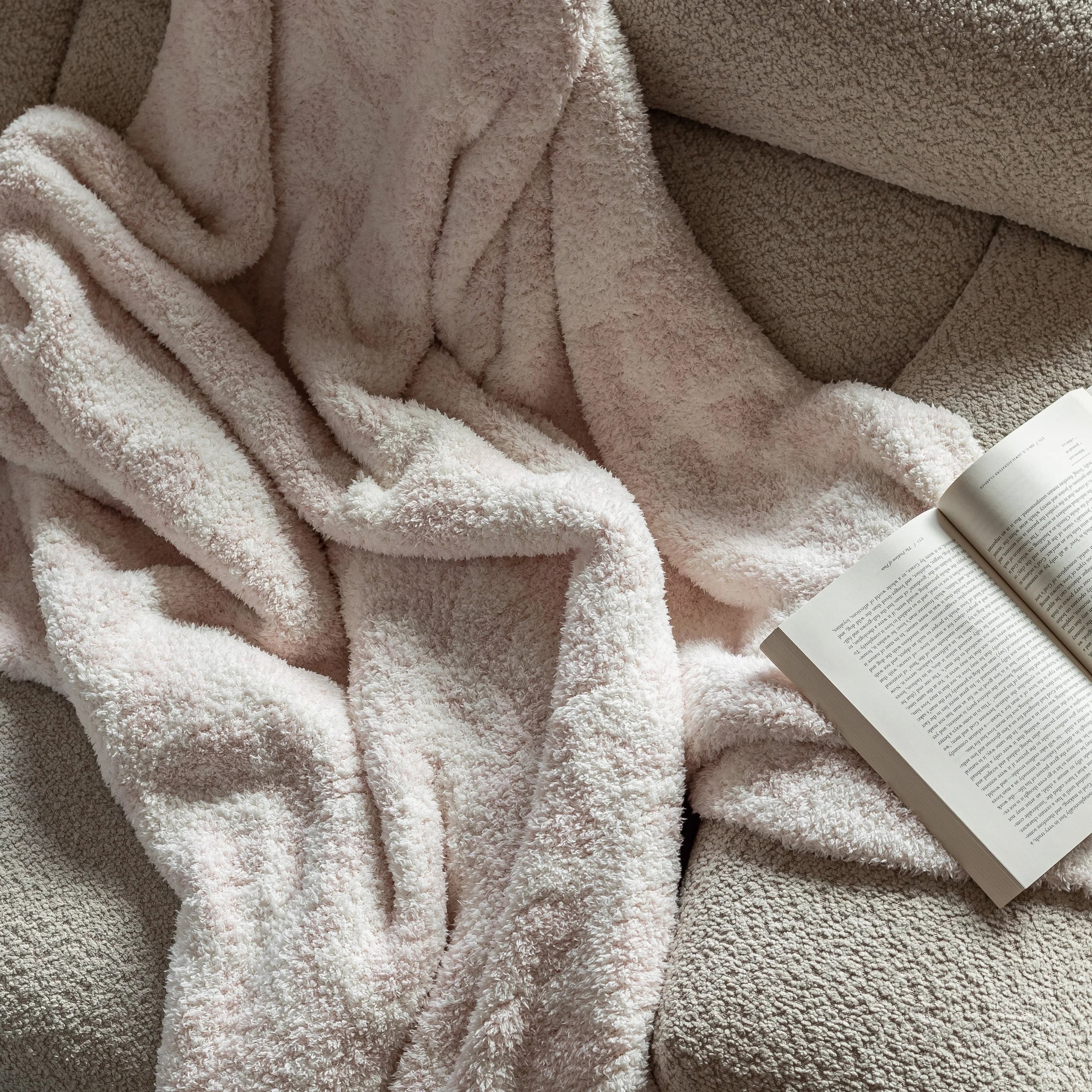 Primrose Pink and Soft White Vintage Floral Print Extended Throw