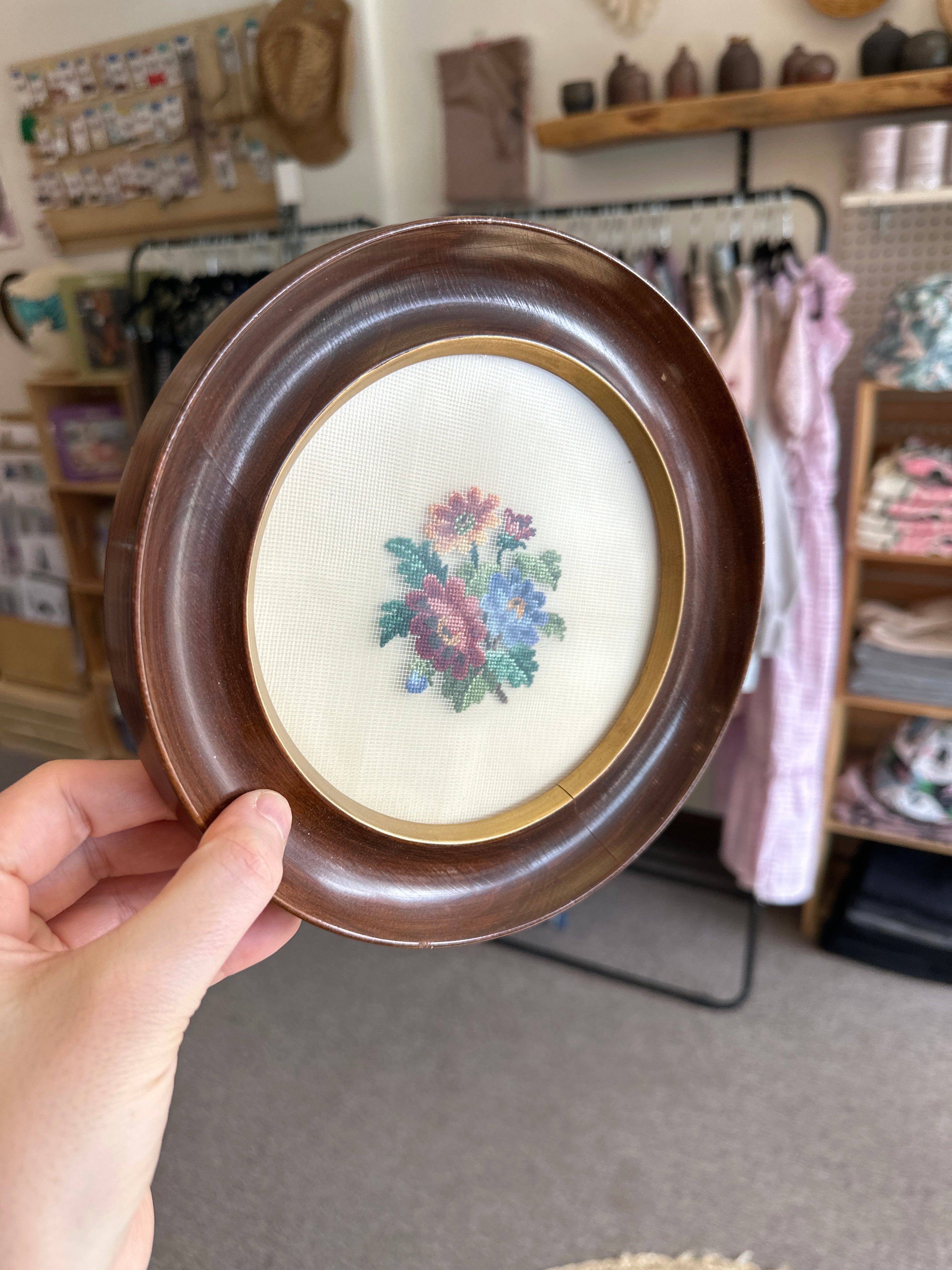 Vintage Round Framed Floral Embroidery