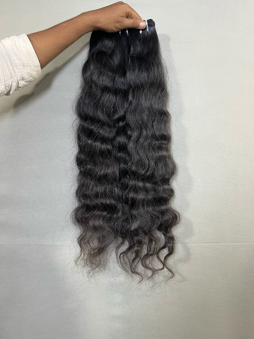 Tresses de cheveux humains bouclés bruts indiens « 100% non traités et naturels »