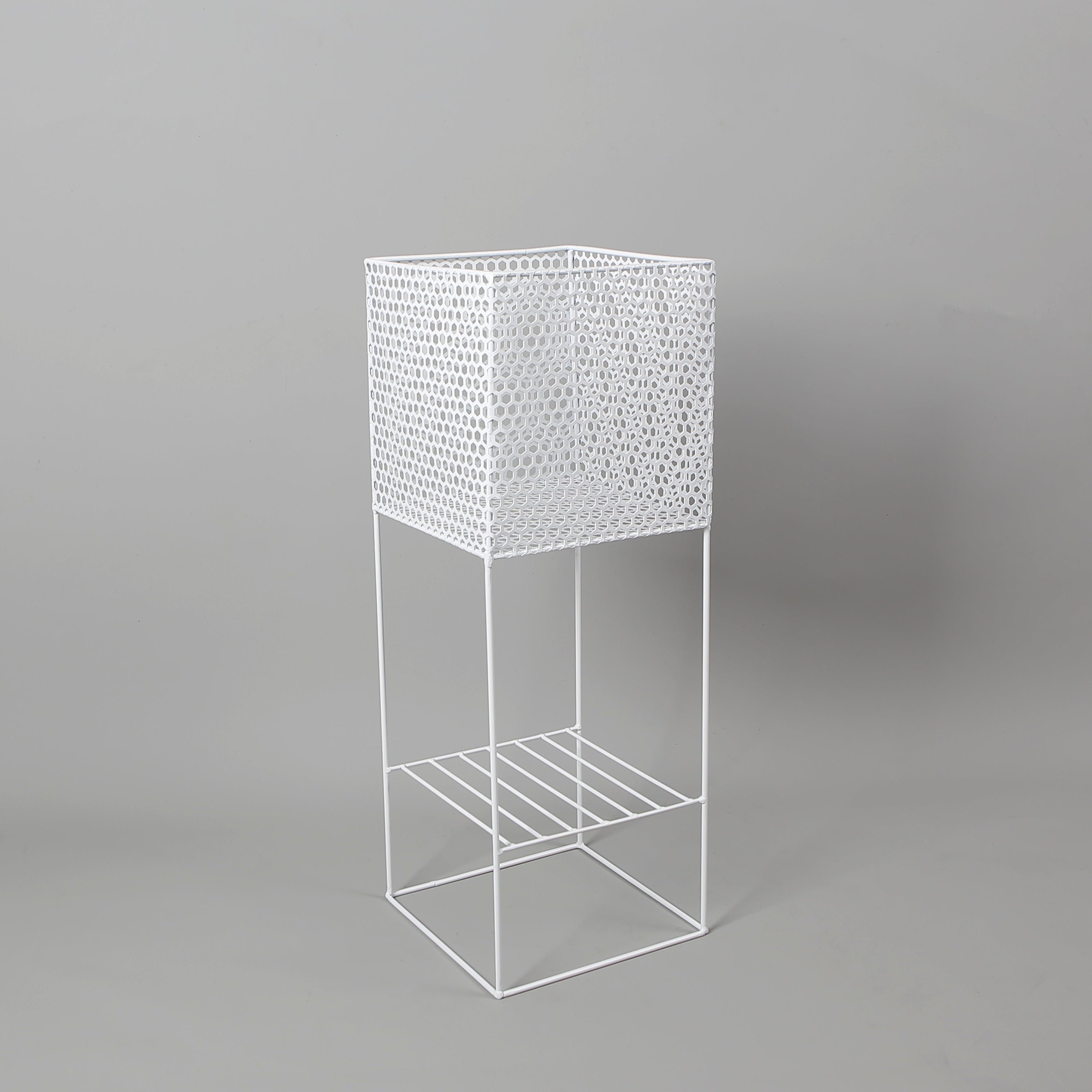 Salma White Raised Metal Pot Planter 2.3’