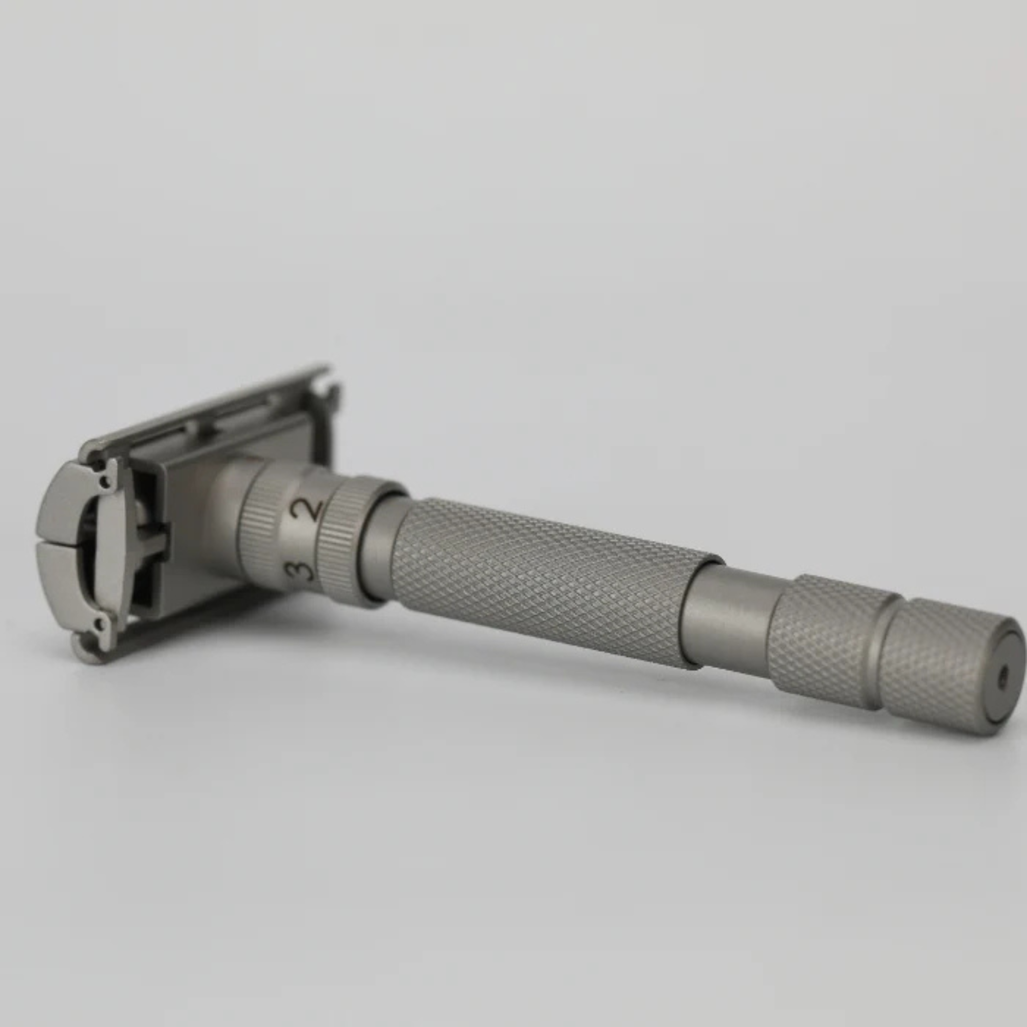 Rockwell T2 Adjustable Twist-To-Open Stainless Steel DE Safety Razor - Matte Silver