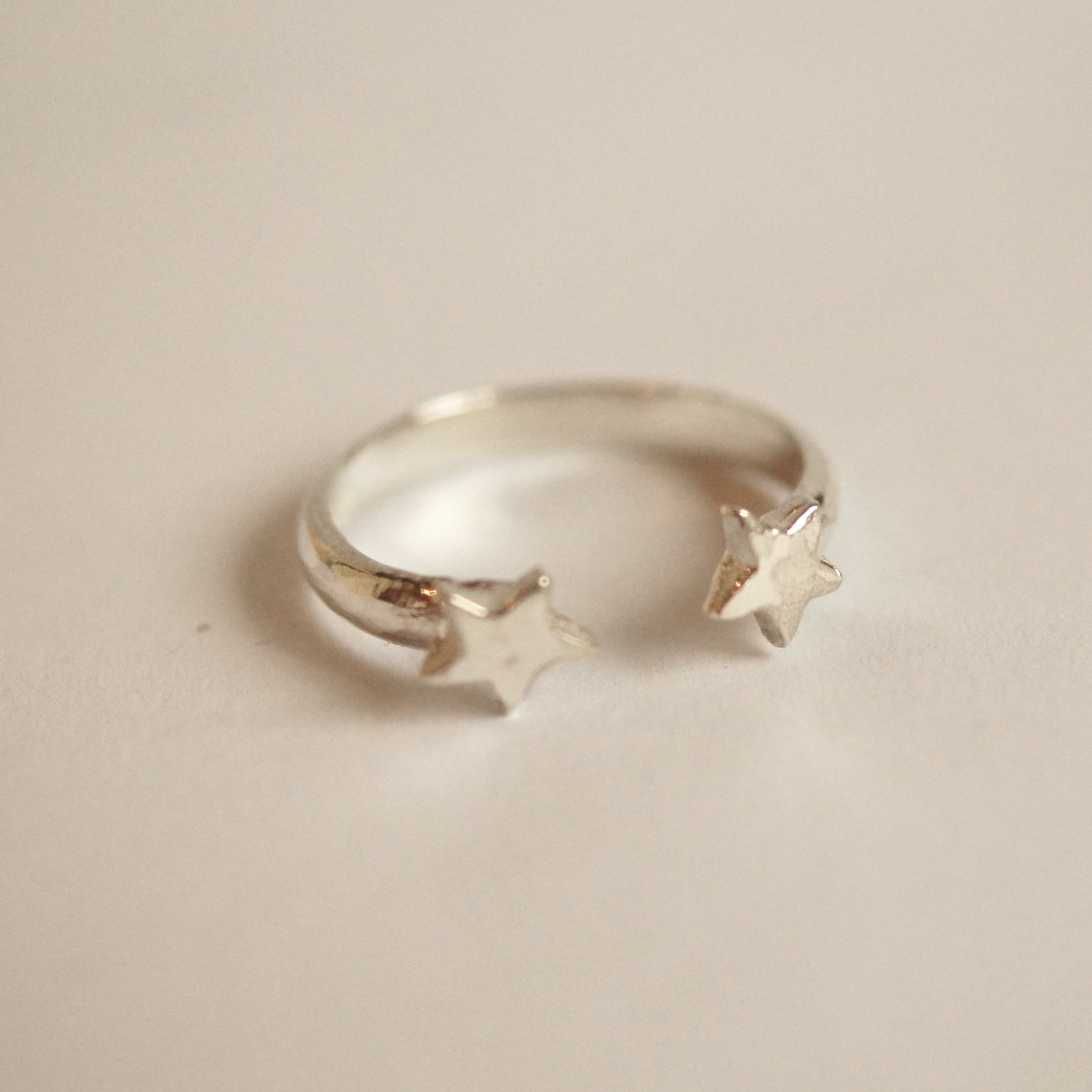 2 Star Silver Ring