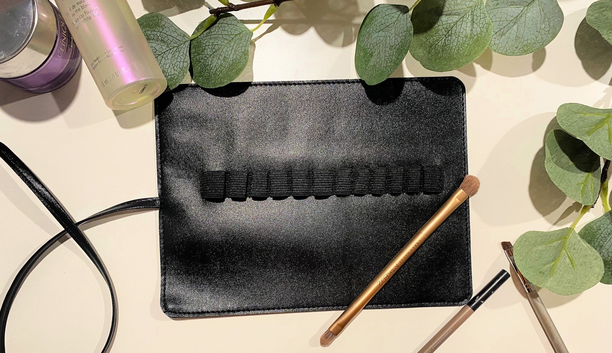 Travel Brush Set Holder