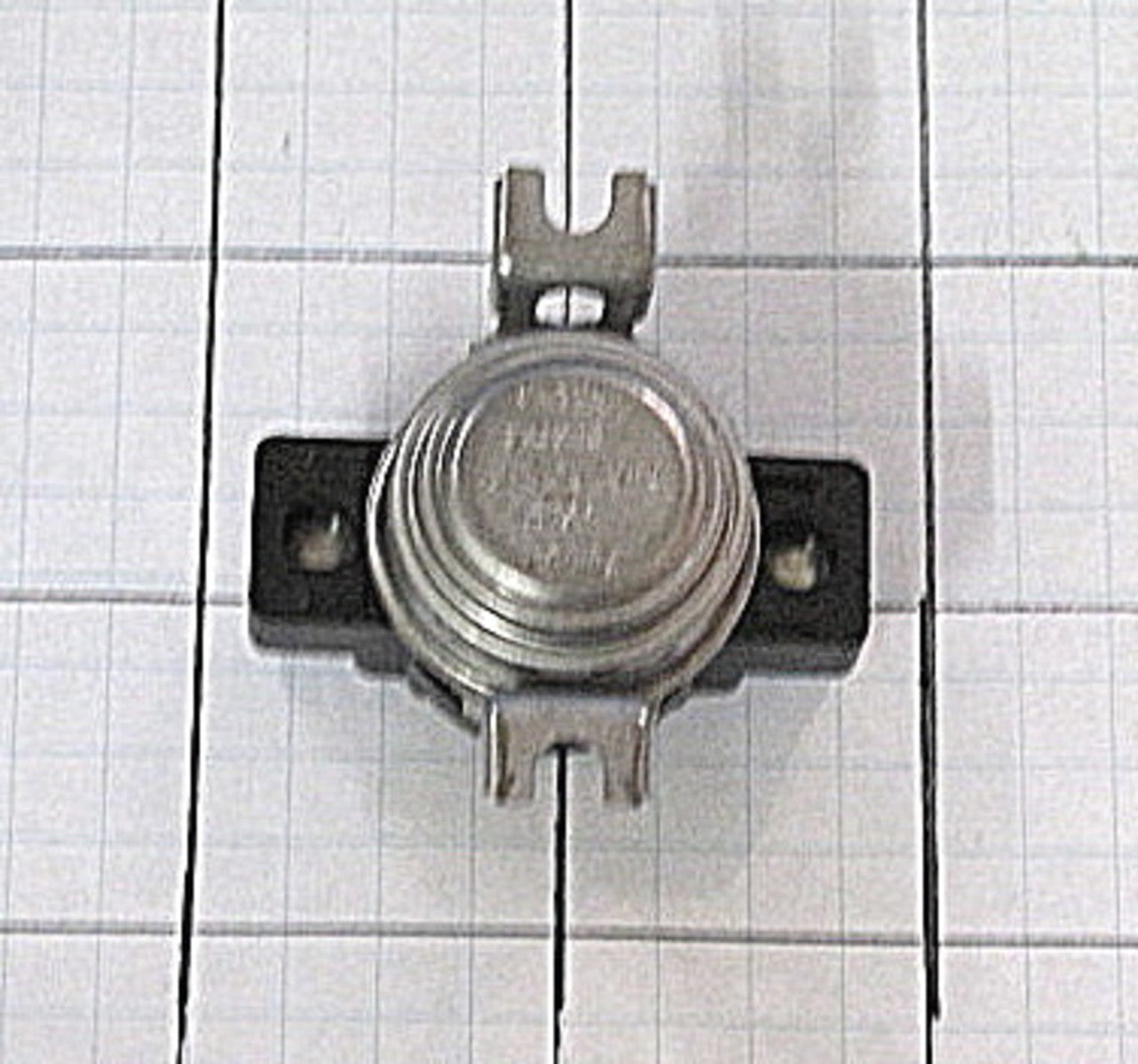 Interrupteur thermique pour four et plaque de cuisson Frigidaire, pièce 318004900