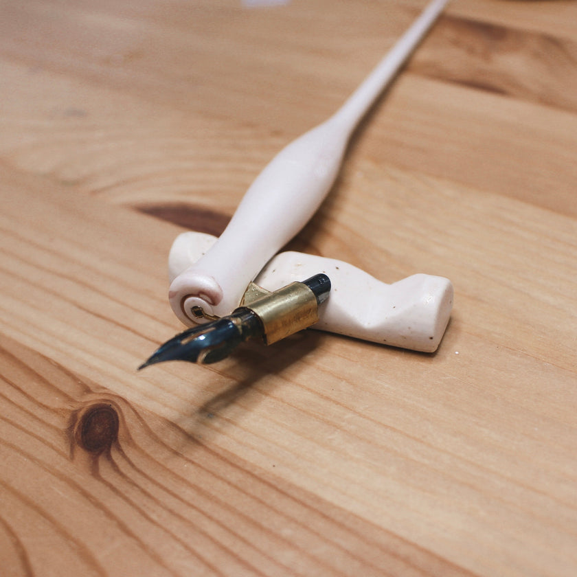 Ceramic Pen & Paintbrush Rest