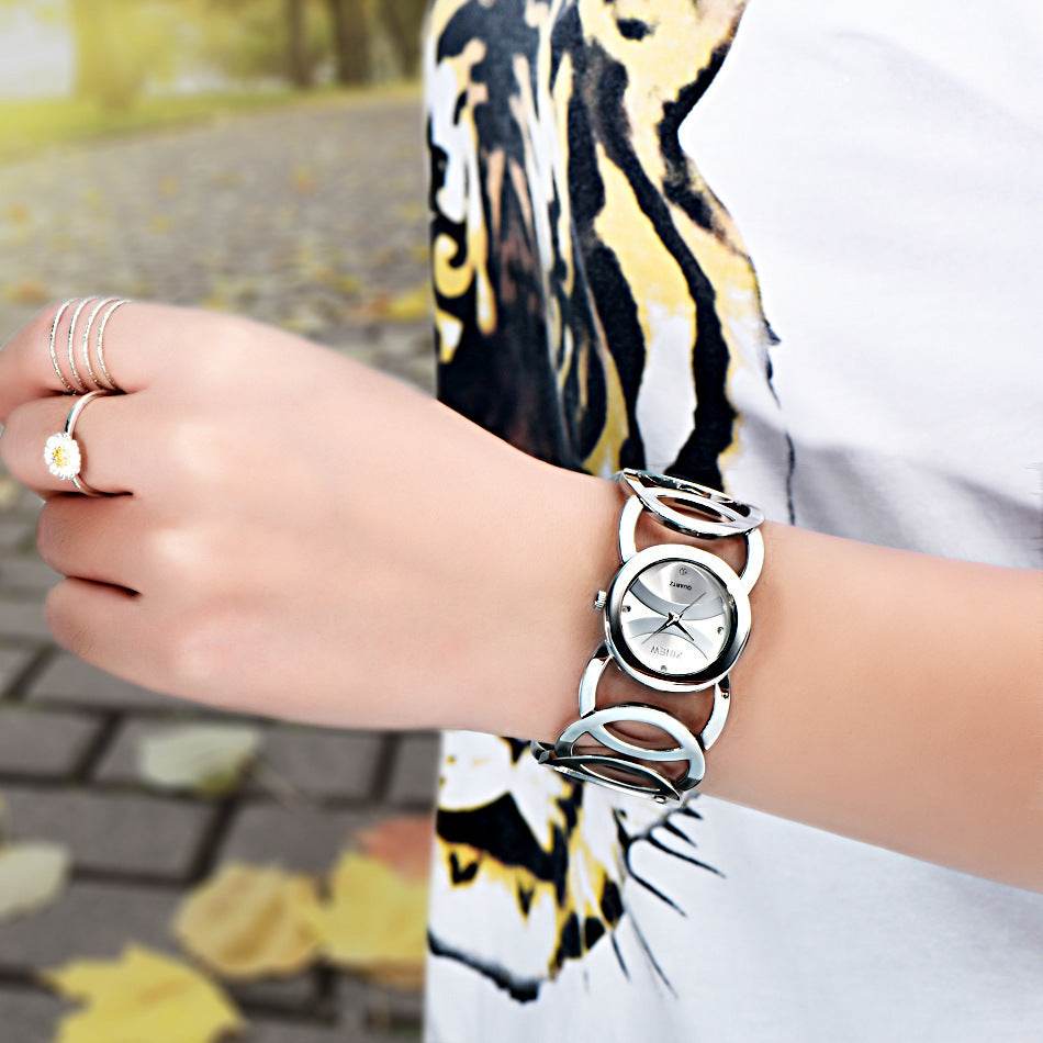 Stainless steel bracelet watch for ladies