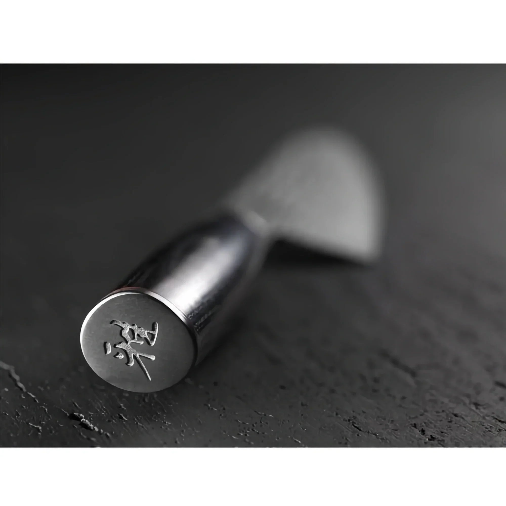 Couteau de chef Gyutoh Miyabi Kaizen II 5000FCD 8″ – Acier damassé, cœur FC61 trempé à froid