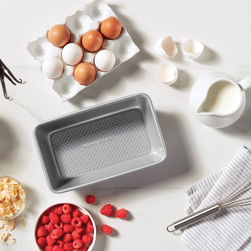 STARFRIT 034845 The Rock WAVE PRO Loaf Pan 9.6
