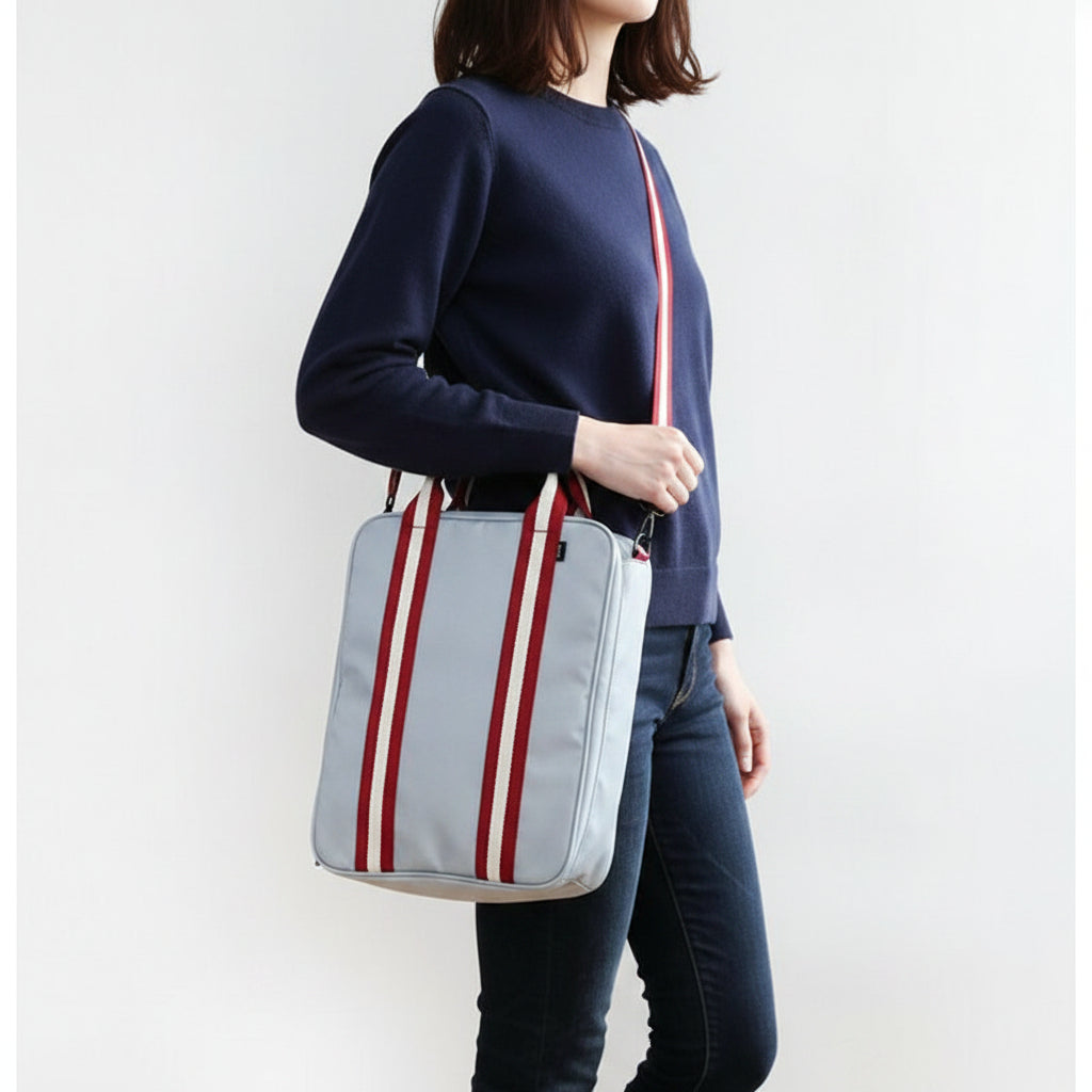 Large Capacity Waterproof Nylon Travel Tote Bag – Carry-On Organiser