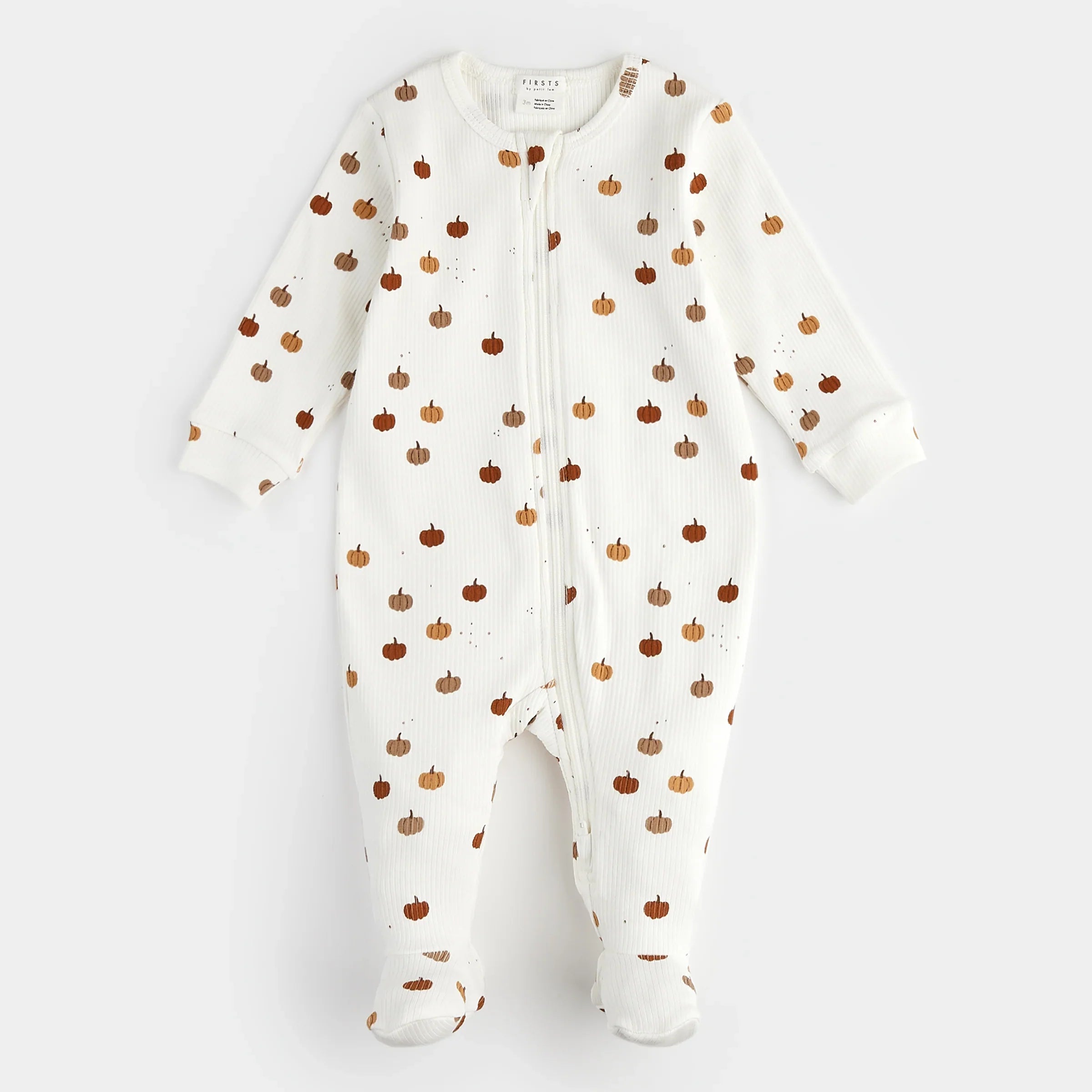Footed Sleeper | Pumpkin Print on Off-White | Petit Lem
