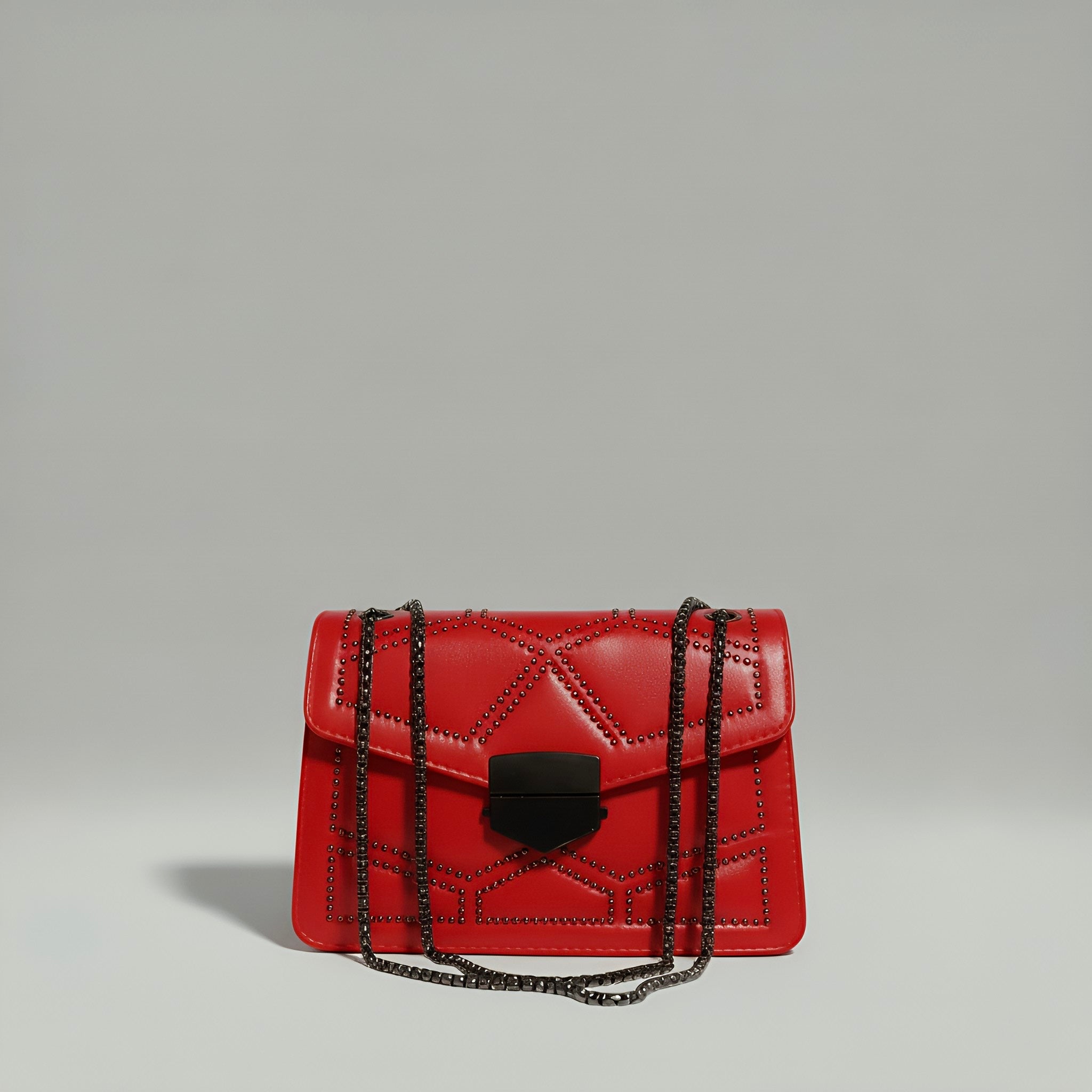 Elegant Aura Crossbody Bag – Chic Chain Strap & Luxurious Leather | Rotta