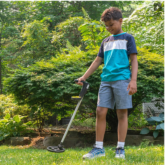 4M - METAL DETECTOR