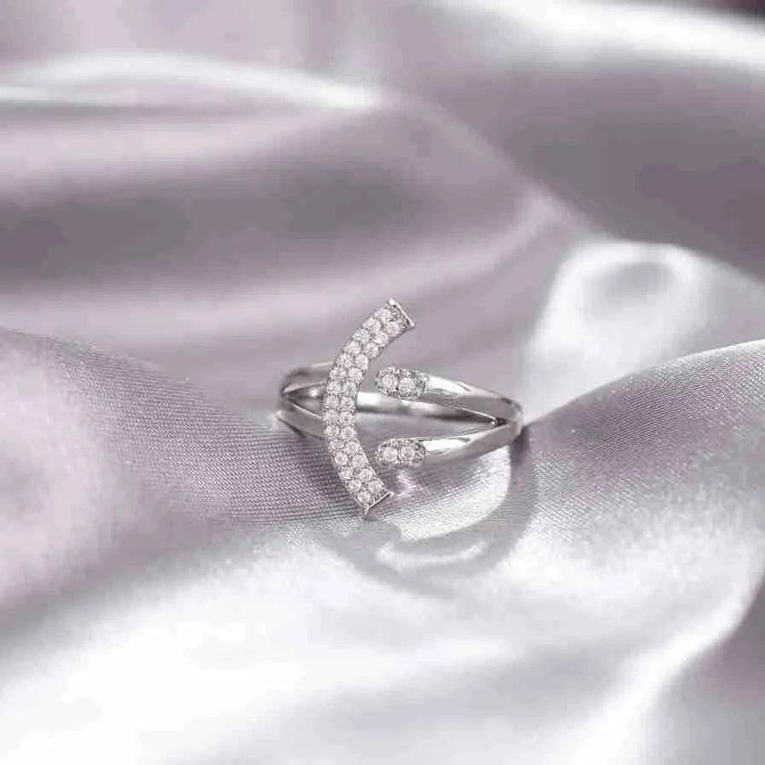 Niche Opening Adjustable Non-fading Cross Ring