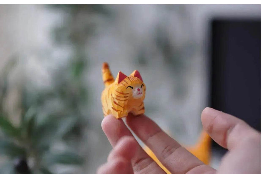 Creative Decorative Hand carved wooden Cat Trinkets Ornaments
