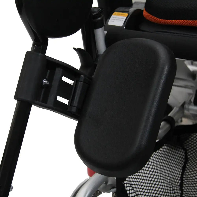 3G Platinum Folding Electric Wheelchair w/ 8