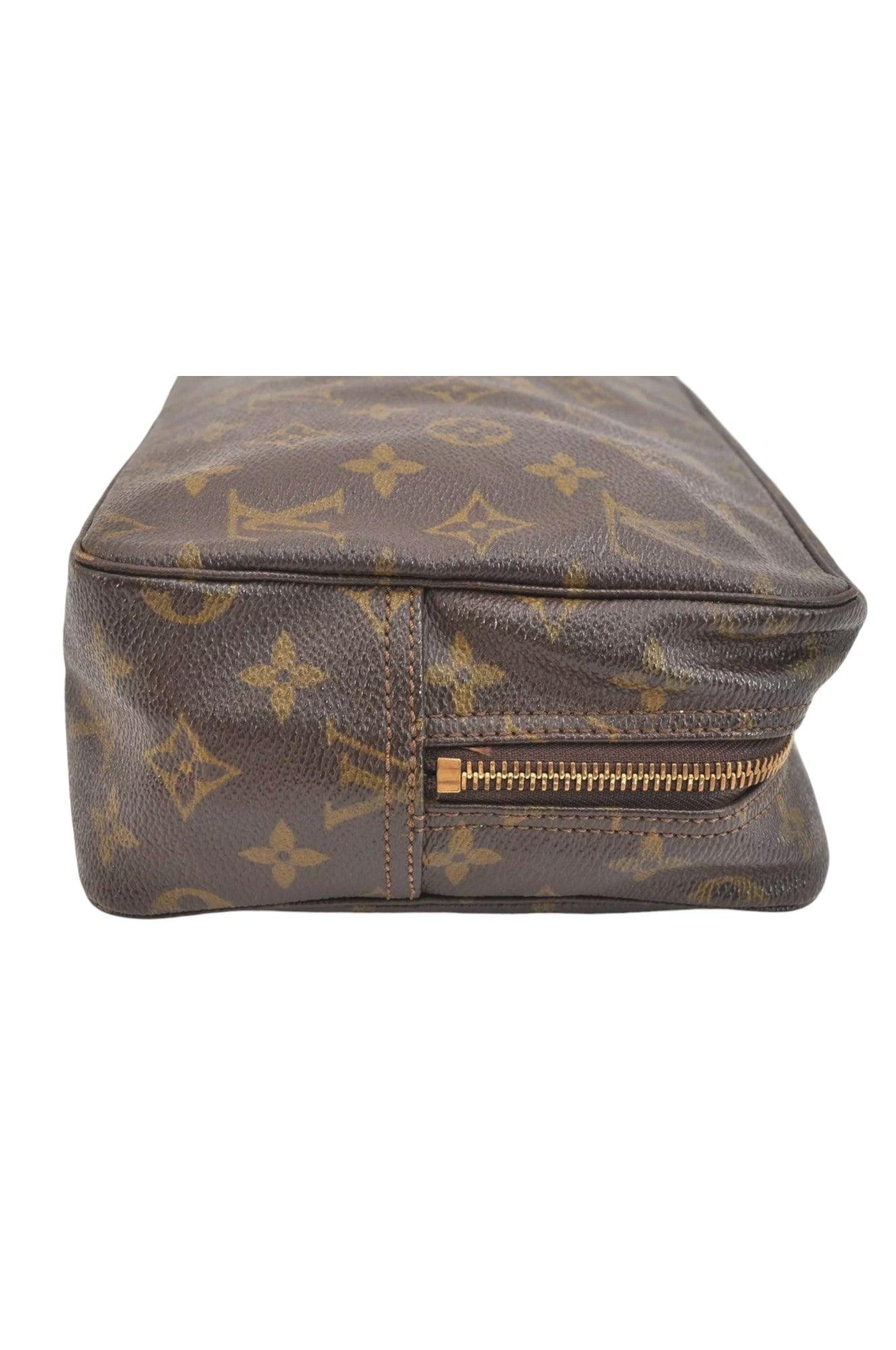 Louis Vuitton Monogram Trousse Toilette 28 Clutch Hand Bag M47522 LV 6922K