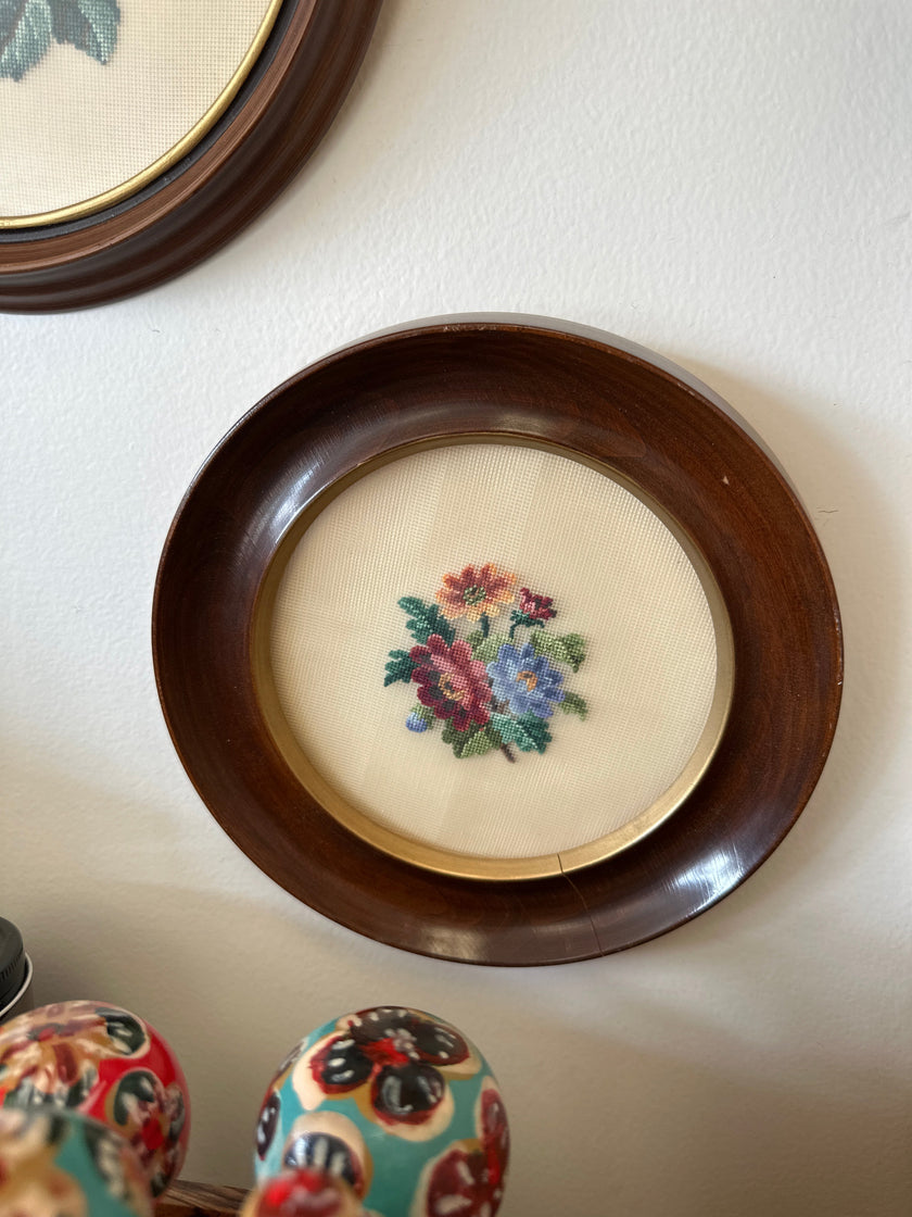 Vintage Round Framed Floral Embroidery