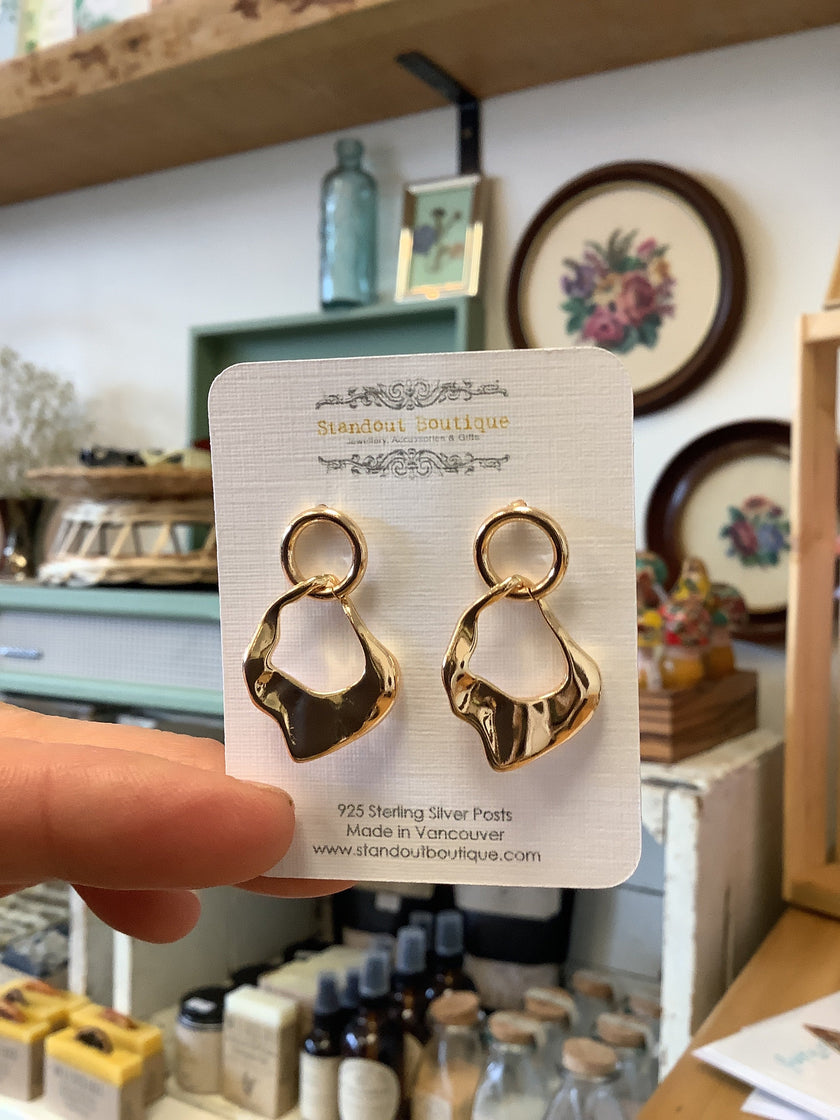Standout Boutique Gold Erin Hoop earrings