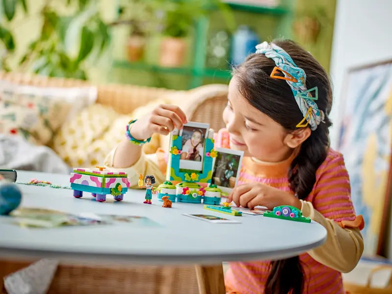 LEGO - 43239 Mirabel's Photo Frame and Jewelry Box