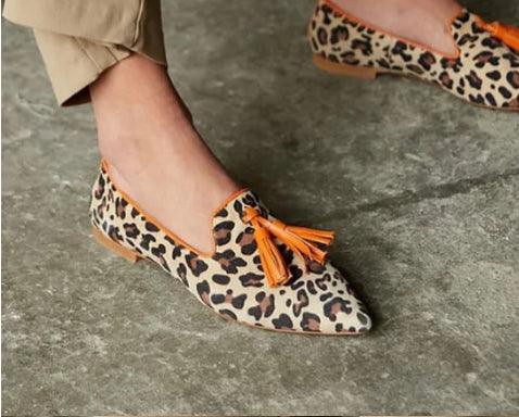 Pointed Toe Shallow Mouth Contrast Color Pointed Leopard Print Loafers Women