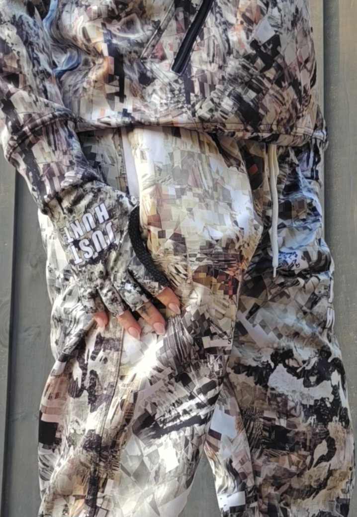 Skyclad Camo Wide-leg joggers