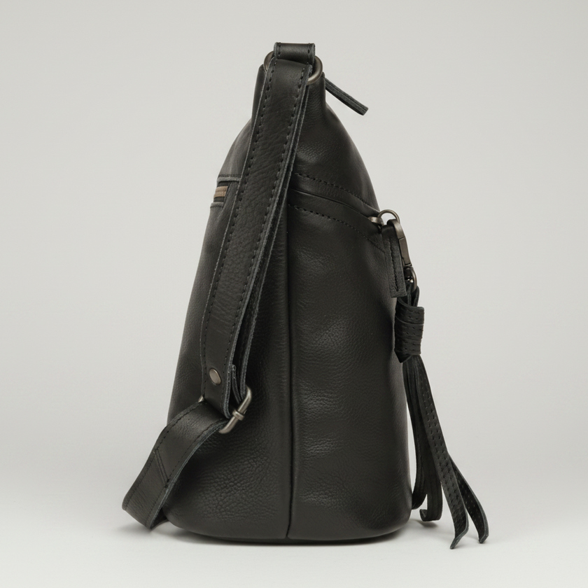 MET Premium Leather Crossbody Bag. Sleek Urban Organiser