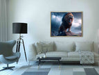 Toile artistique représentant un lion et une tempête - Vernis doré - Impression nature. #4836-148