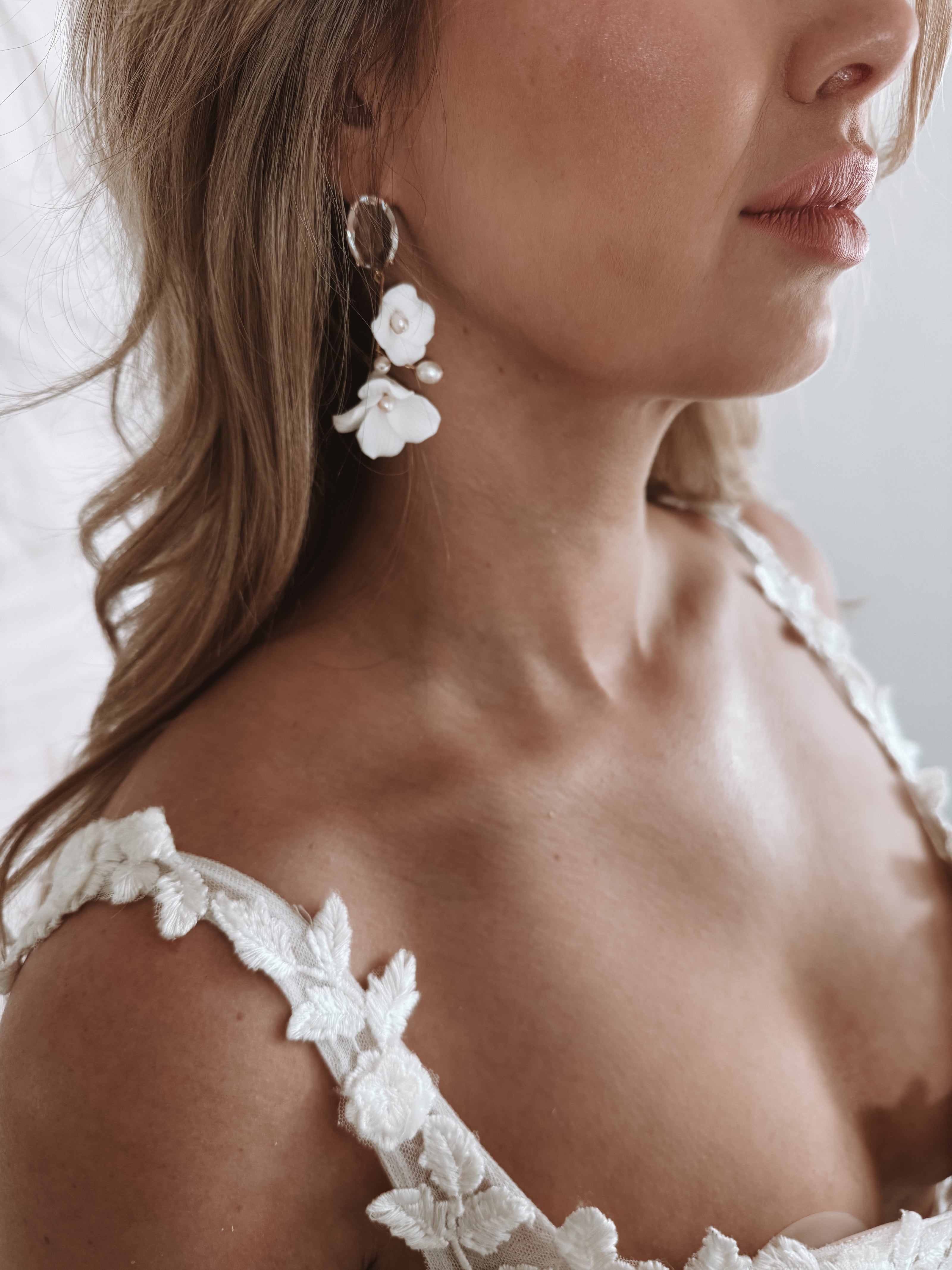The Arriana drop earrings